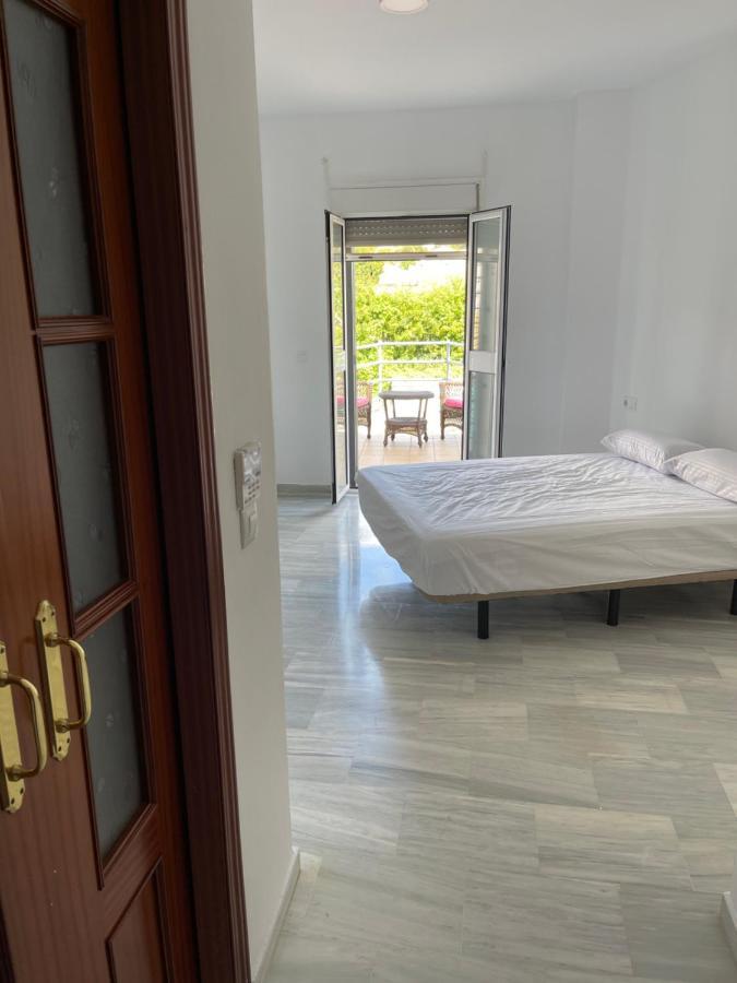 Exclusivo Chalet Sevilla. ¡Jardin & Cocina! Alcalá de Guadaira Esterno foto