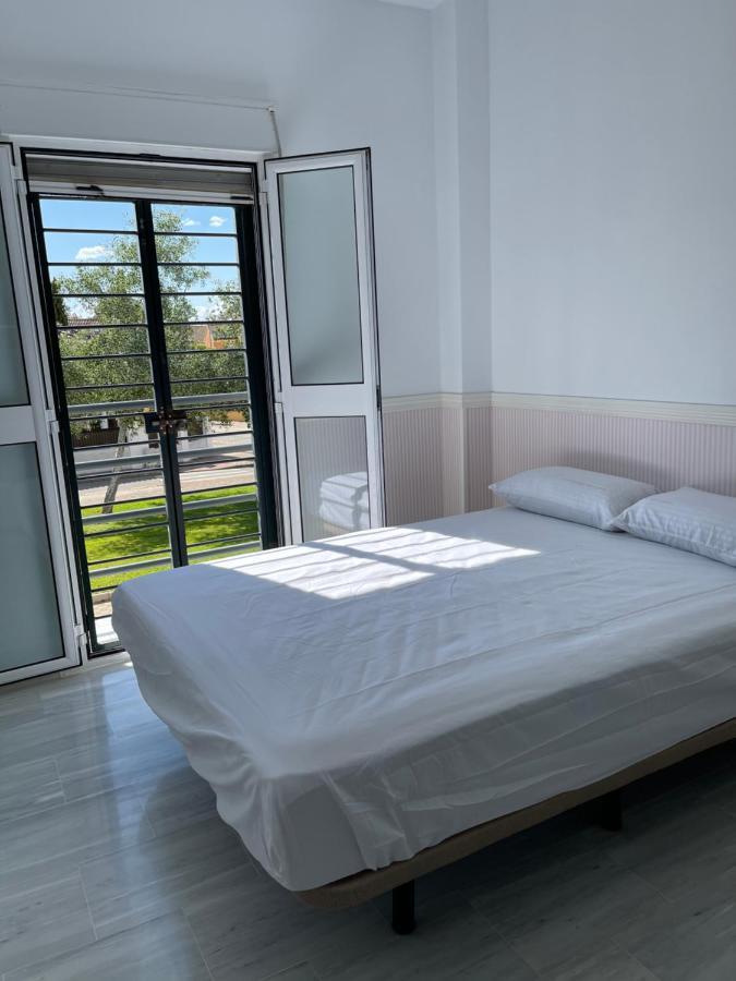 Exclusivo Chalet Sevilla. ¡Jardin & Cocina! Alcalá de Guadaira Esterno foto