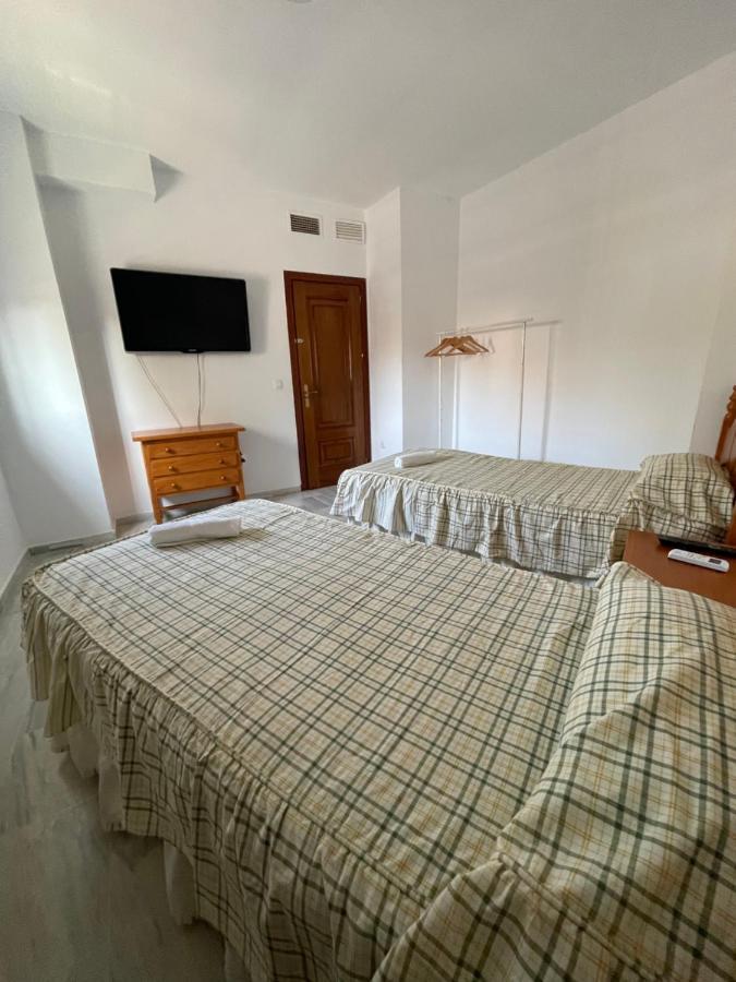 Exclusivo Chalet Sevilla. ¡Jardin & Cocina! Alcalá de Guadaira Esterno foto