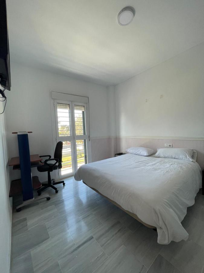 Exclusivo Chalet Sevilla. ¡Jardin & Cocina! Alcalá de Guadaira Esterno foto